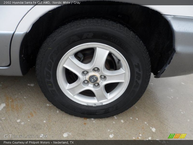 Nordic White / Gray 2002 Hyundai Santa Fe GLS AWD