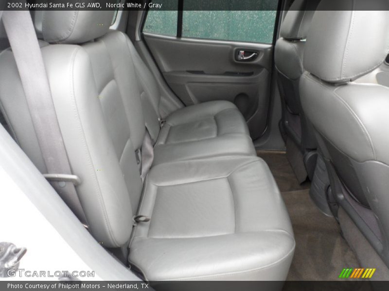 Nordic White / Gray 2002 Hyundai Santa Fe GLS AWD