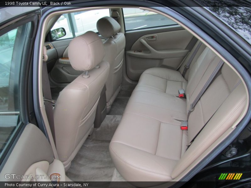 Black / Oak 1998 Toyota Camry LE
