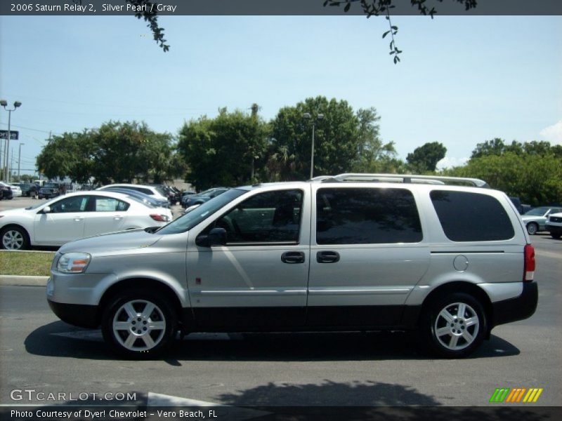 Silver Pearl / Gray 2006 Saturn Relay 2