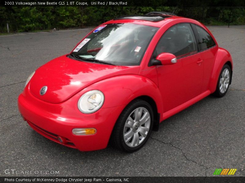 Uni Red / Black/Red 2003 Volkswagen New Beetle GLS 1.8T Coupe