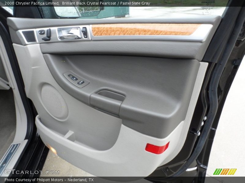 Door Panel of 2008 Pacifica Limited