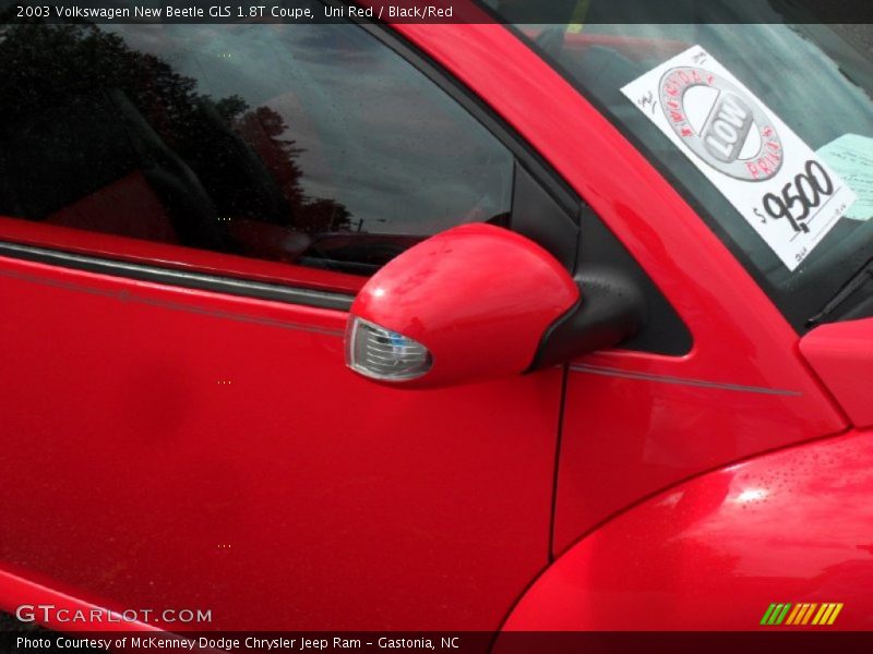 Uni Red / Black/Red 2003 Volkswagen New Beetle GLS 1.8T Coupe