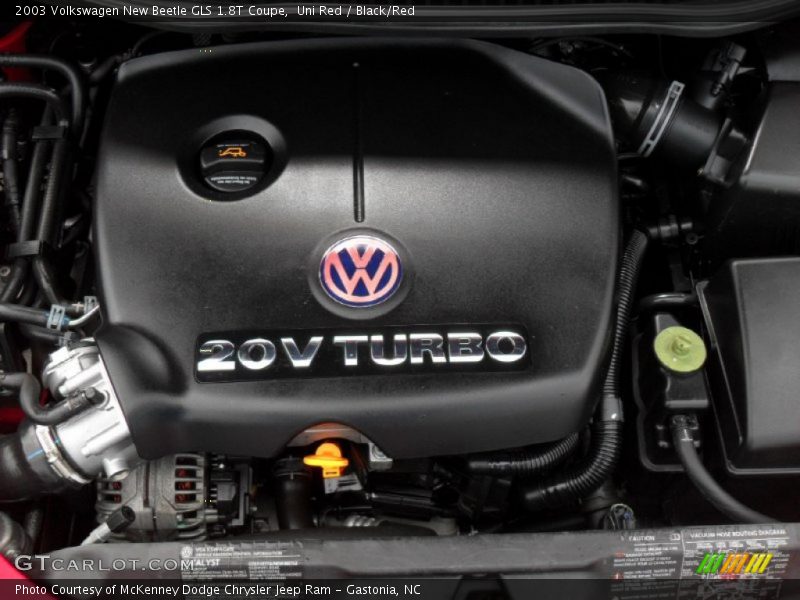 Uni Red / Black/Red 2003 Volkswagen New Beetle GLS 1.8T Coupe