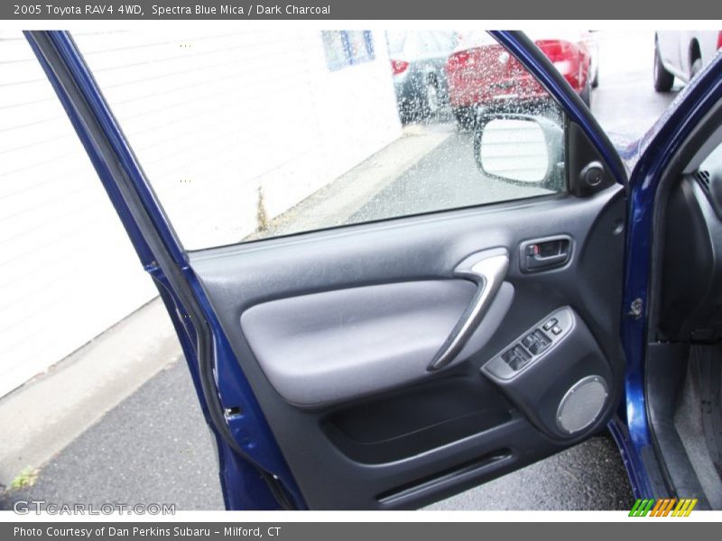 Spectra Blue Mica / Dark Charcoal 2005 Toyota RAV4 4WD