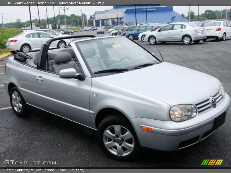 Front 3/4 View of 2002 Cabrio GLX