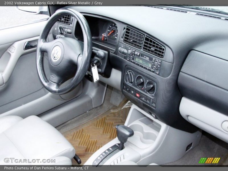 Reflex Silver Metallic / Grey 2002 Volkswagen Cabrio GLX