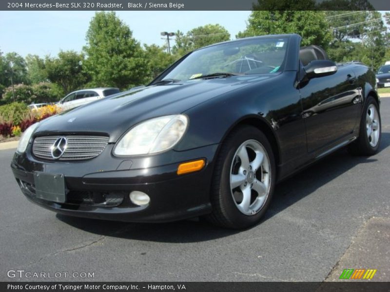 Front 3/4 View of 2004 SLK 320 Roadster