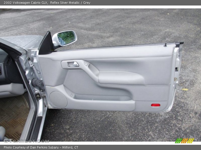 Reflex Silver Metallic / Grey 2002 Volkswagen Cabrio GLX