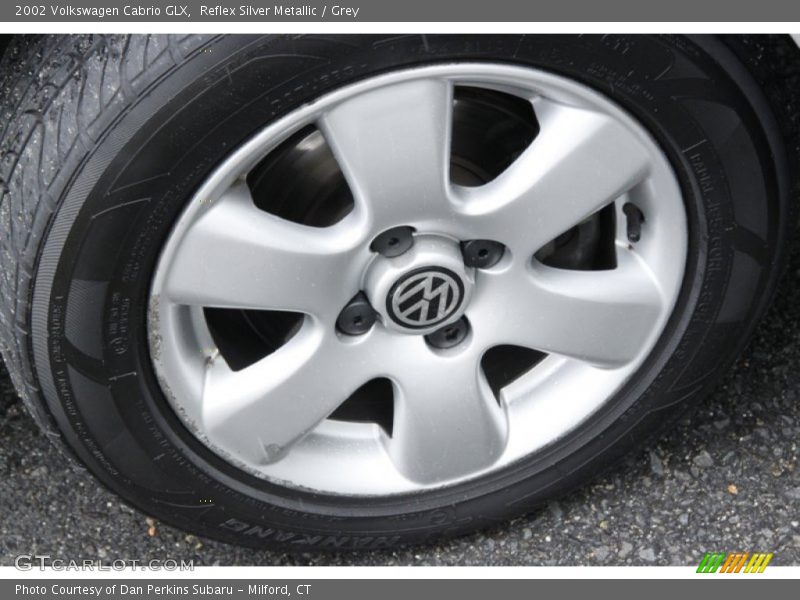  2002 Cabrio GLX Wheel