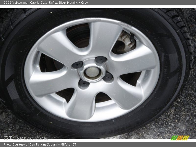  2002 Cabrio GLX Wheel