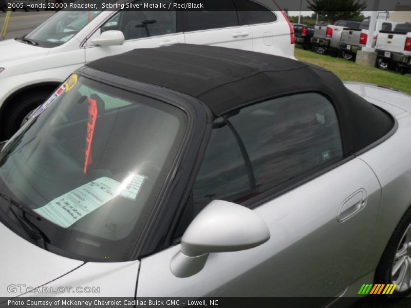 Sebring Silver Metallic / Red/Black 2005 Honda S2000 Roadster
