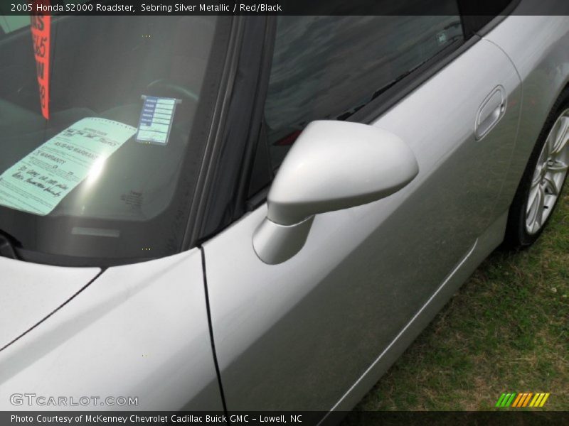 Sebring Silver Metallic / Red/Black 2005 Honda S2000 Roadster