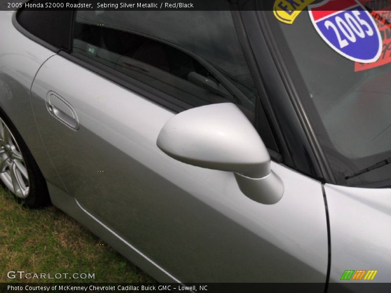 Sebring Silver Metallic / Red/Black 2005 Honda S2000 Roadster