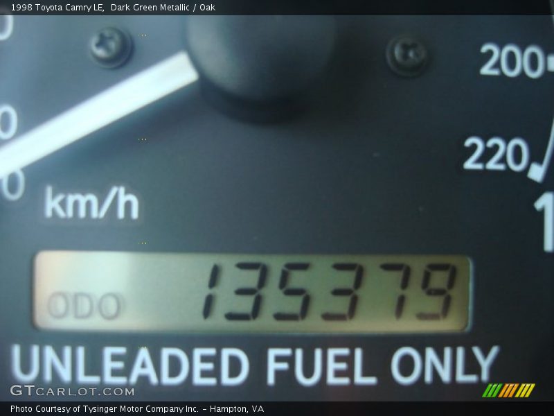 Dark Green Metallic / Oak 1998 Toyota Camry LE