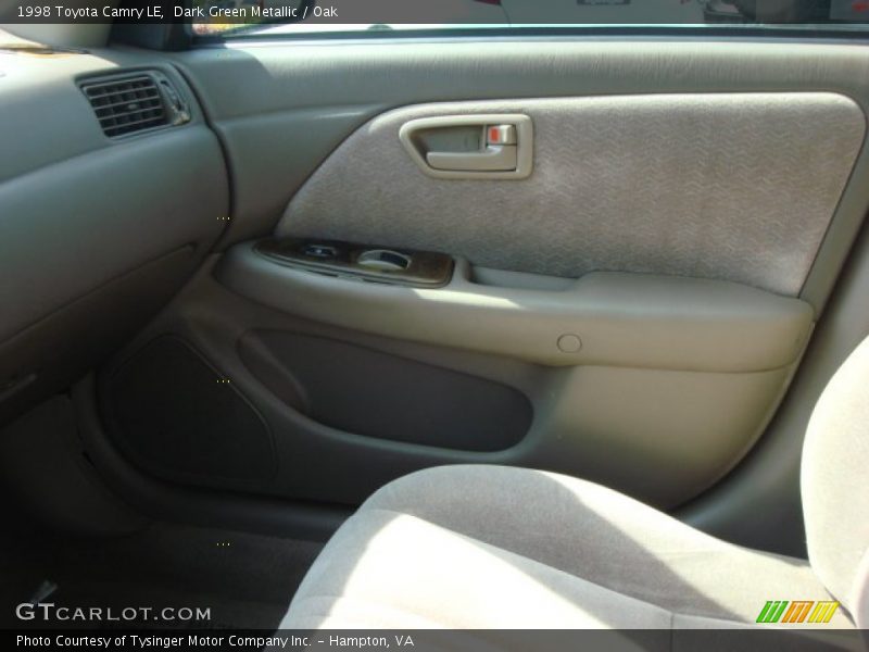 Dark Green Metallic / Oak 1998 Toyota Camry LE