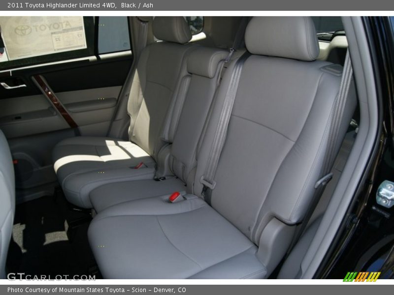 Black / Ash 2011 Toyota Highlander Limited 4WD