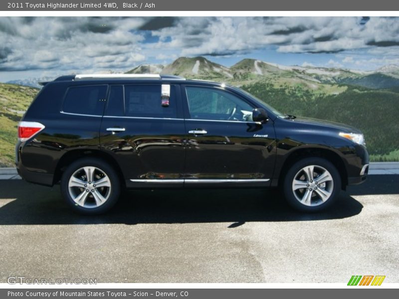 Black / Ash 2011 Toyota Highlander Limited 4WD