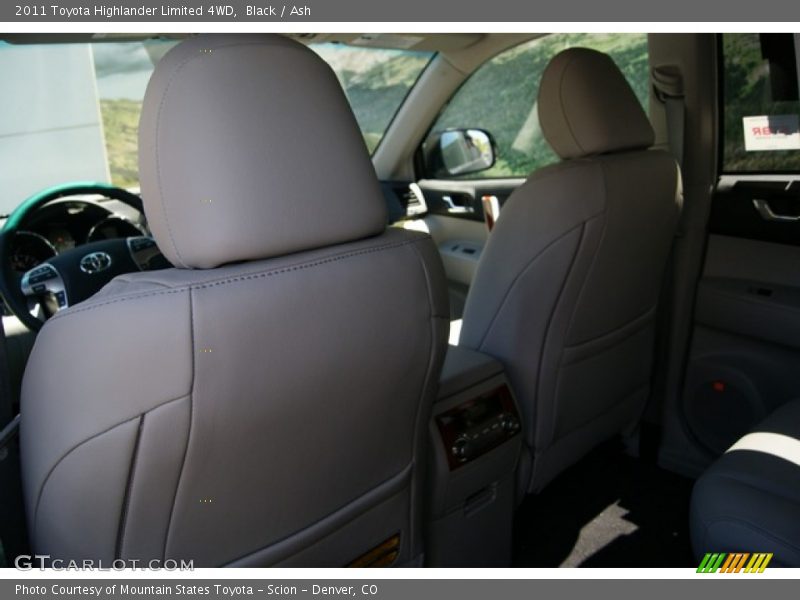 Black / Ash 2011 Toyota Highlander Limited 4WD