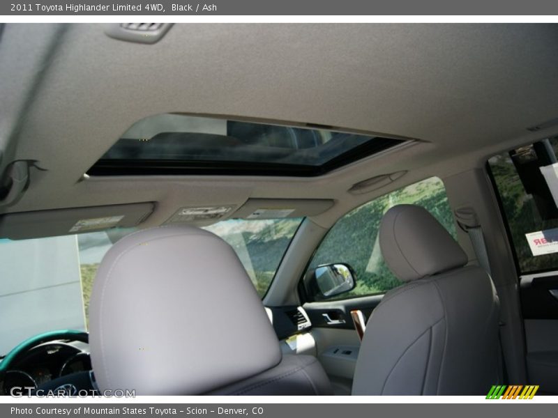 Black / Ash 2011 Toyota Highlander Limited 4WD