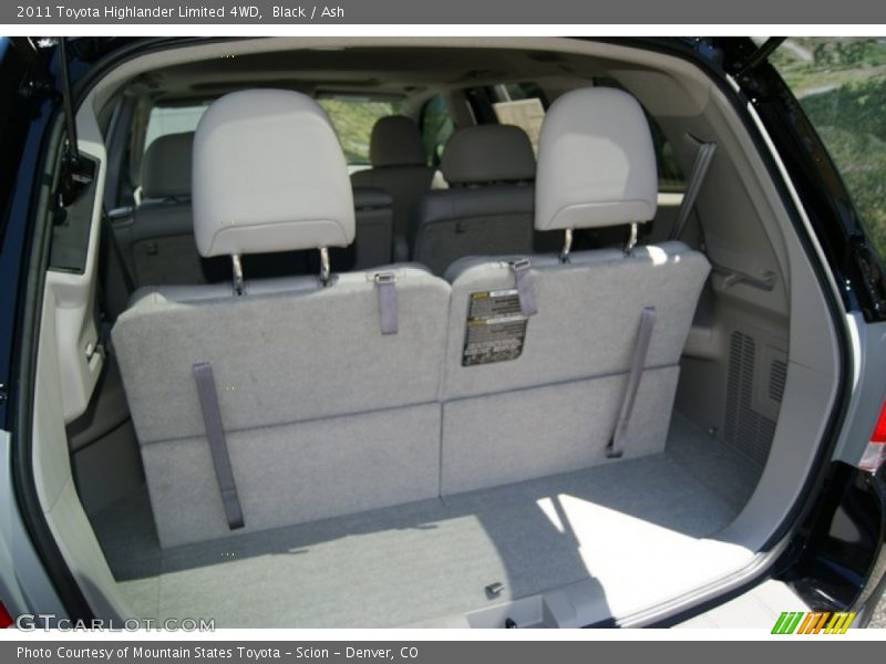 Black / Ash 2011 Toyota Highlander Limited 4WD