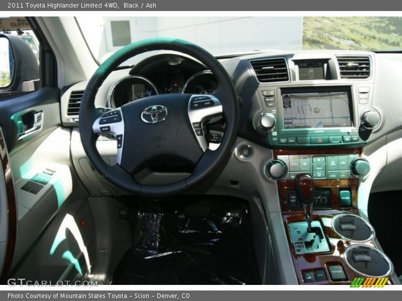 Black / Ash 2011 Toyota Highlander Limited 4WD
