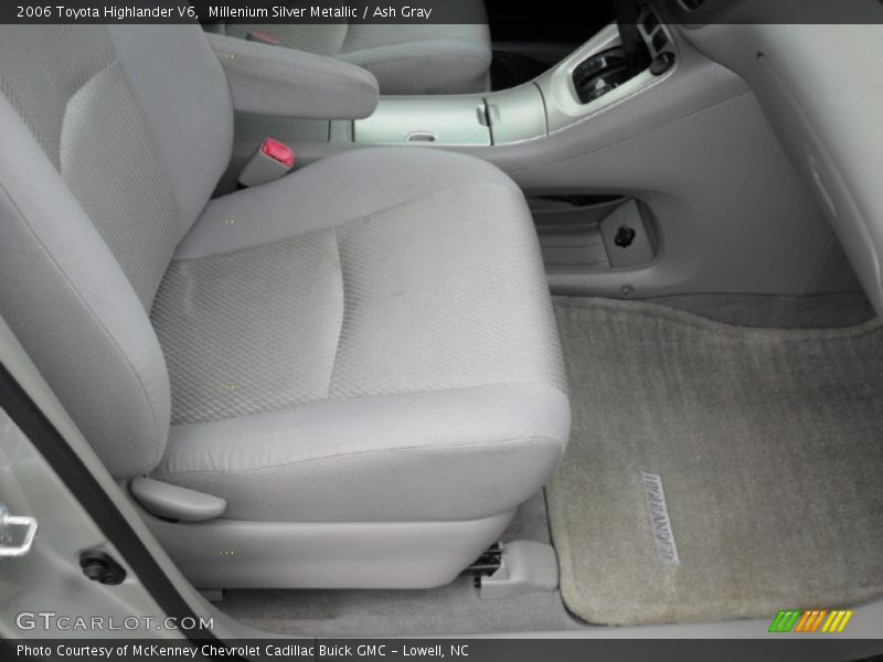 Millenium Silver Metallic / Ash Gray 2006 Toyota Highlander V6
