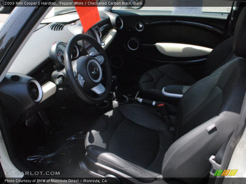 Pepper White / Checkered Carbon Black/Black 2009 Mini Cooper S Hardtop