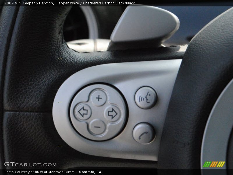 Pepper White / Checkered Carbon Black/Black 2009 Mini Cooper S Hardtop