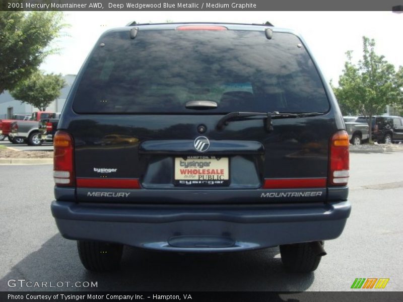 Deep Wedgewood Blue Metallic / Medium Graphite 2001 Mercury Mountaineer AWD