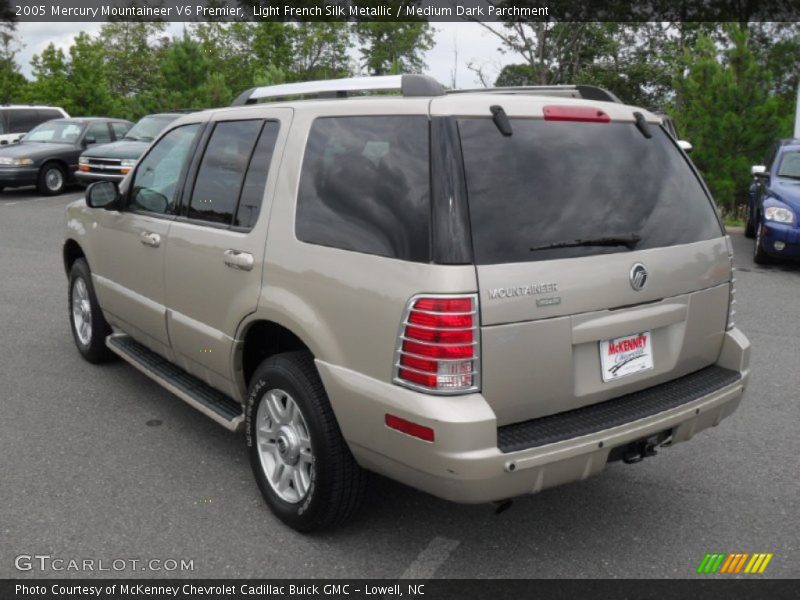 Light French Silk Metallic / Medium Dark Parchment 2005 Mercury Mountaineer V6 Premier