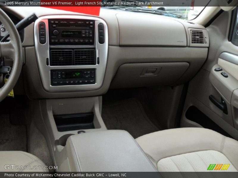 Light French Silk Metallic / Medium Dark Parchment 2005 Mercury Mountaineer V6 Premier