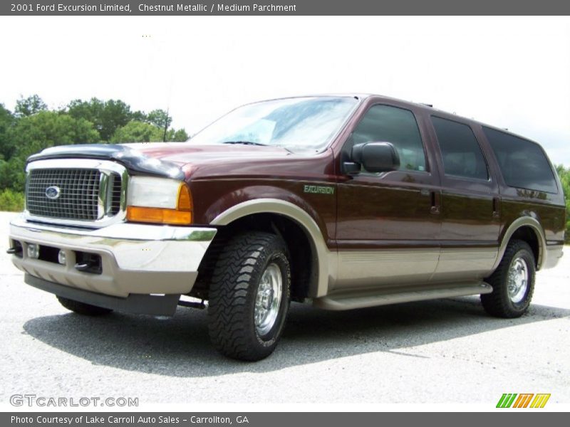 Front 3/4 View of 2001 Excursion Limited