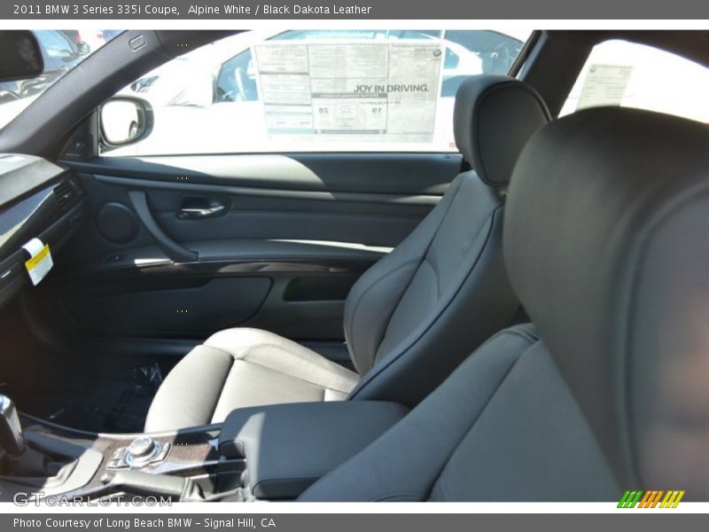 Alpine White / Black Dakota Leather 2011 BMW 3 Series 335i Coupe