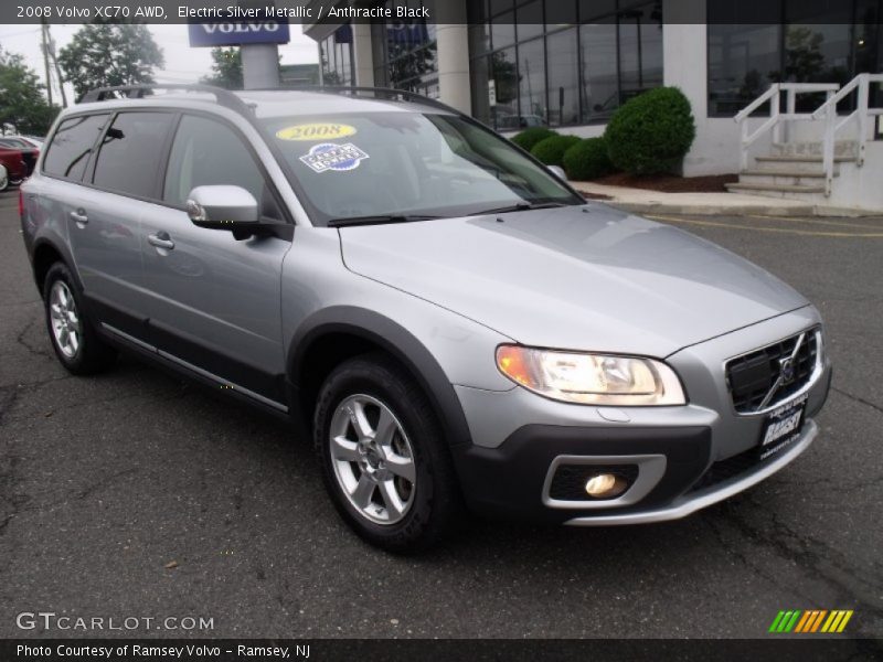 Electric Silver Metallic / Anthracite Black 2008 Volvo XC70 AWD