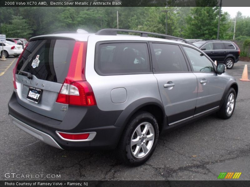 Electric Silver Metallic / Anthracite Black 2008 Volvo XC70 AWD