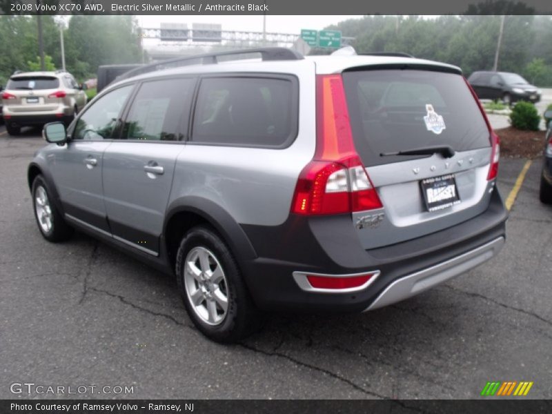 Electric Silver Metallic / Anthracite Black 2008 Volvo XC70 AWD