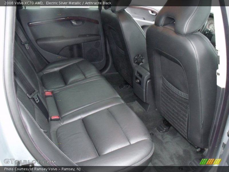 Electric Silver Metallic / Anthracite Black 2008 Volvo XC70 AWD