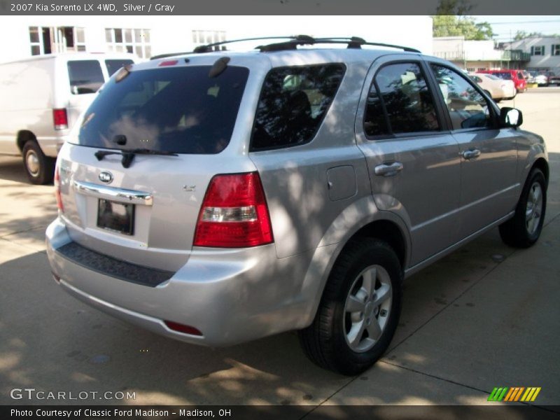 Silver / Gray 2007 Kia Sorento LX 4WD