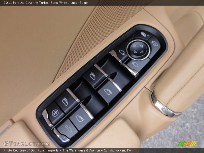 Sand White / Luxor Beige 2011 Porsche Cayenne Turbo