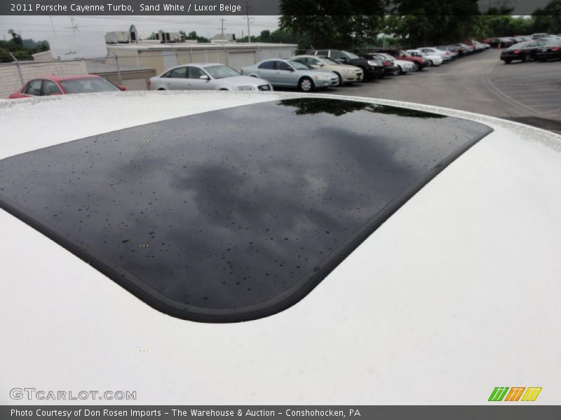Sand White / Luxor Beige 2011 Porsche Cayenne Turbo