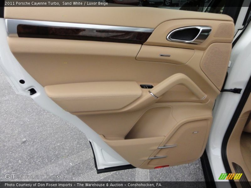 Sand White / Luxor Beige 2011 Porsche Cayenne Turbo
