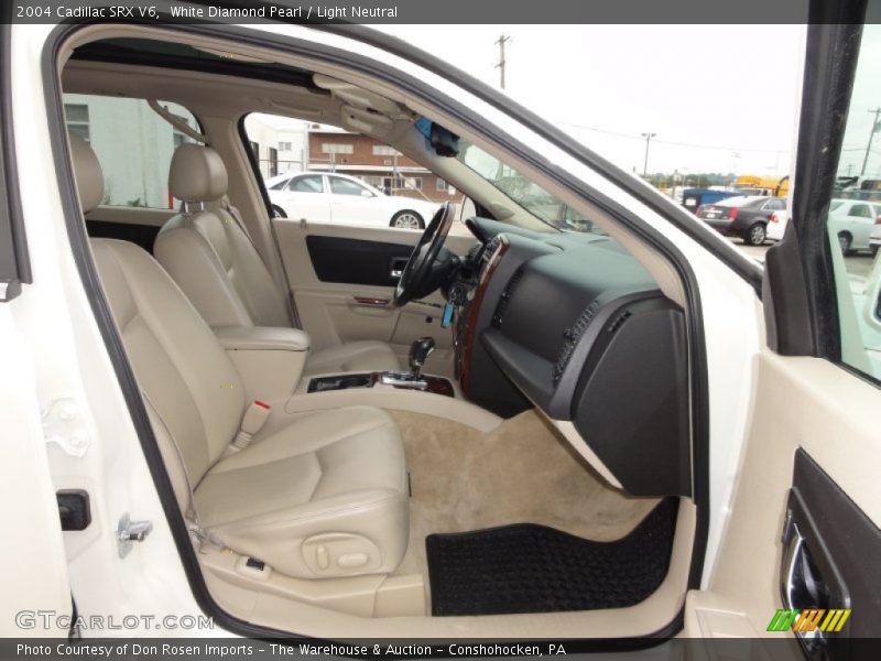 White Diamond Pearl / Light Neutral 2004 Cadillac SRX V6