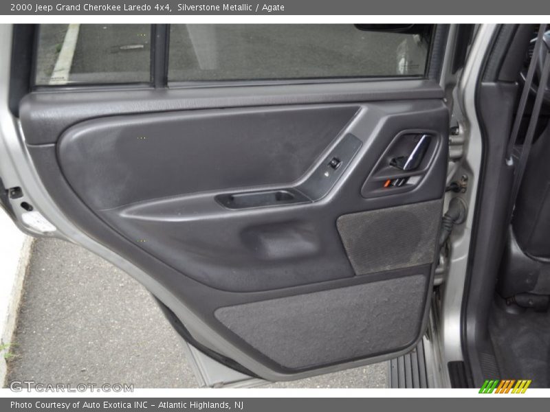 Silverstone Metallic / Agate 2000 Jeep Grand Cherokee Laredo 4x4