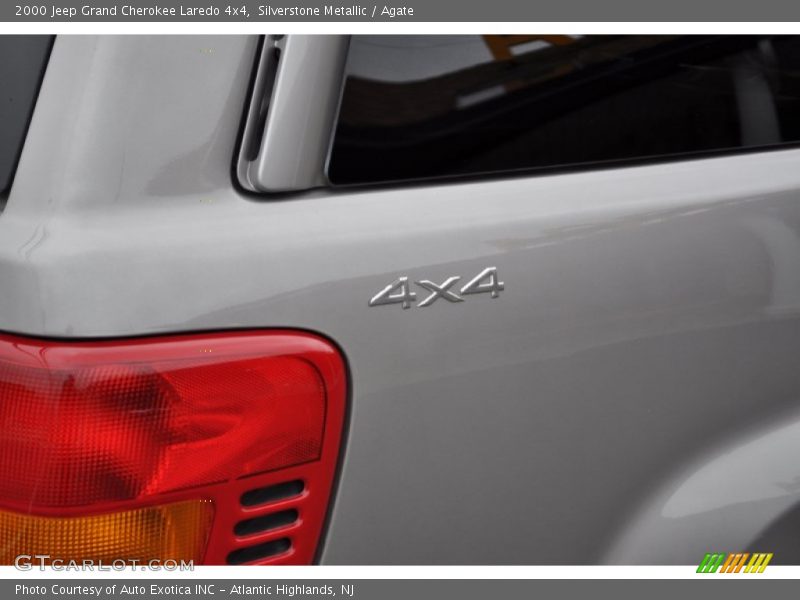 Silverstone Metallic / Agate 2000 Jeep Grand Cherokee Laredo 4x4