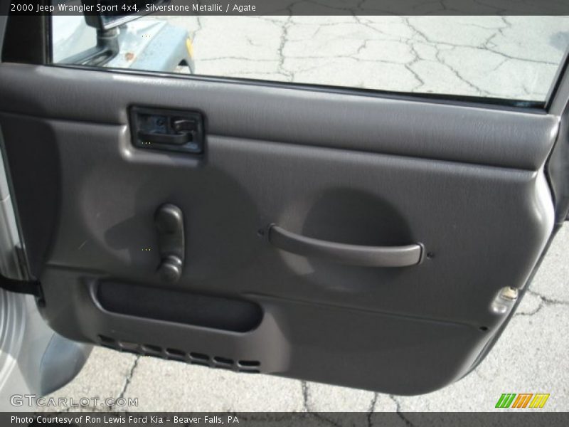 Silverstone Metallic / Agate 2000 Jeep Wrangler Sport 4x4