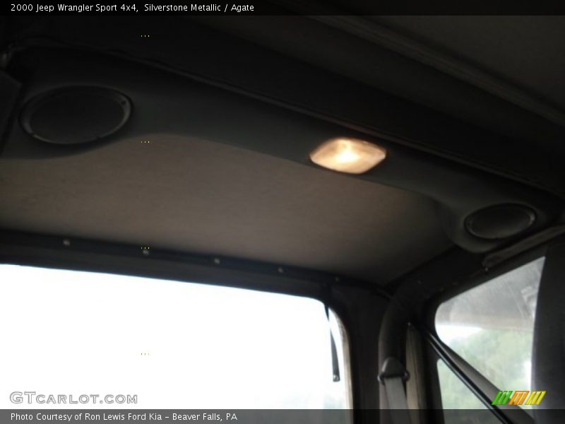 Silverstone Metallic / Agate 2000 Jeep Wrangler Sport 4x4