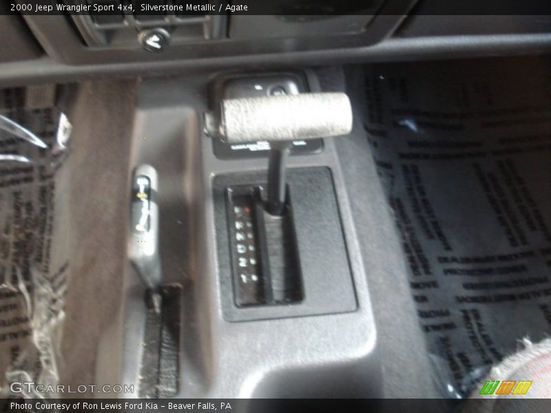 Silverstone Metallic / Agate 2000 Jeep Wrangler Sport 4x4