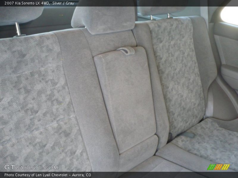 Silver / Gray 2007 Kia Sorento LX 4WD