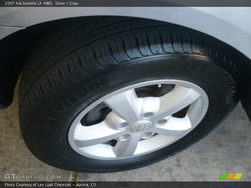 Silver / Gray 2007 Kia Sorento LX 4WD